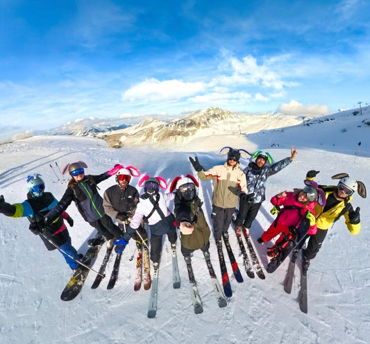 The oh my EARZ Winter Tour: Skating, Skiing & bunny EARZ across Europe