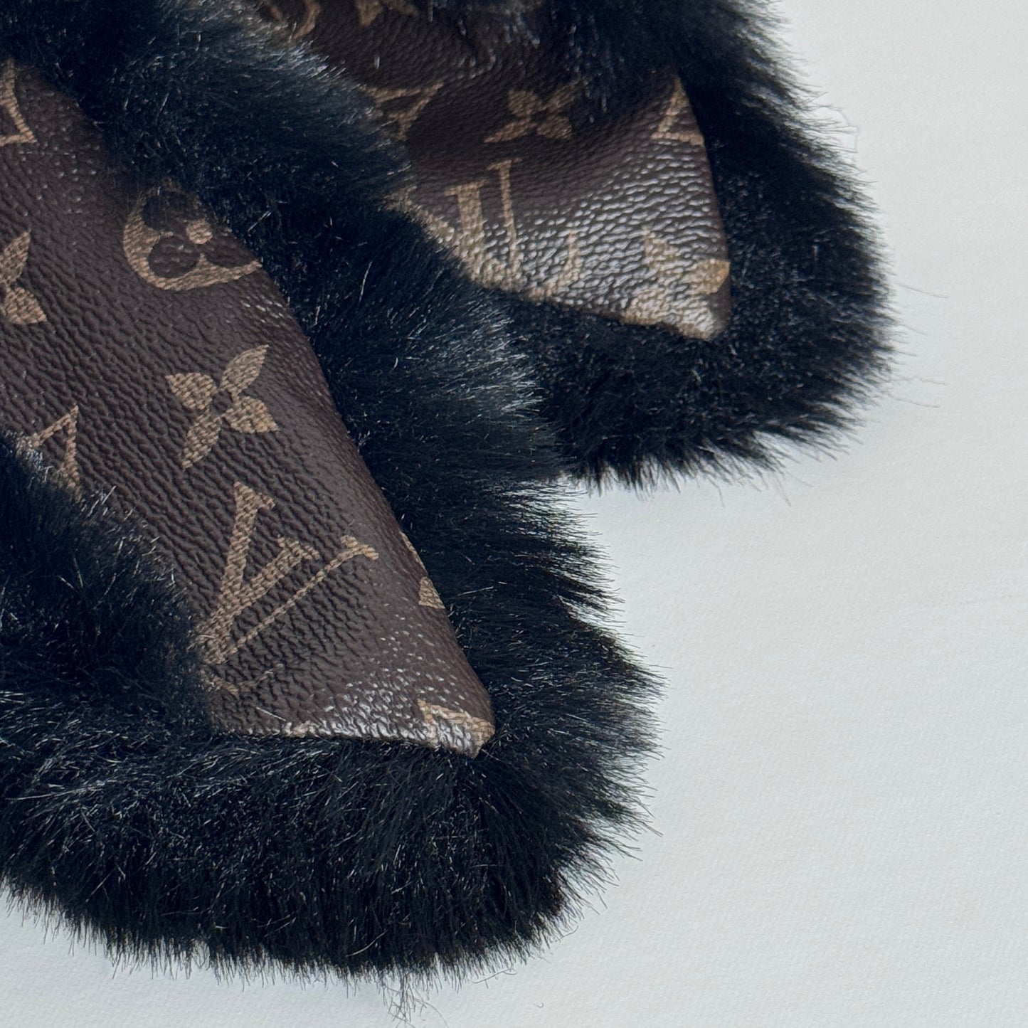 Helmet EARZ - LV Black