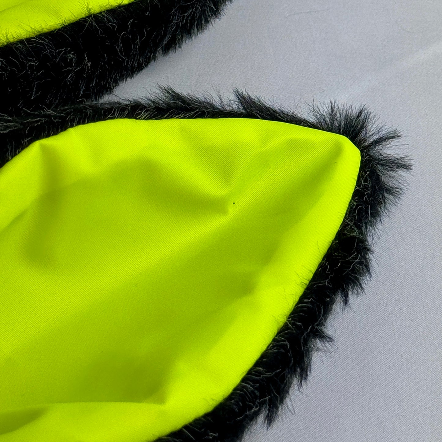 Helmet EARZ - Dark Grey & Neon Yellow