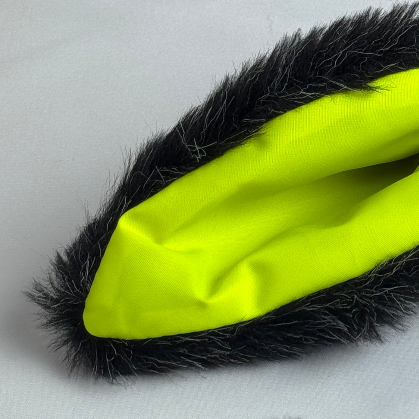 Helmet EARZ - Dark Grey & Neon Yellow - Mini