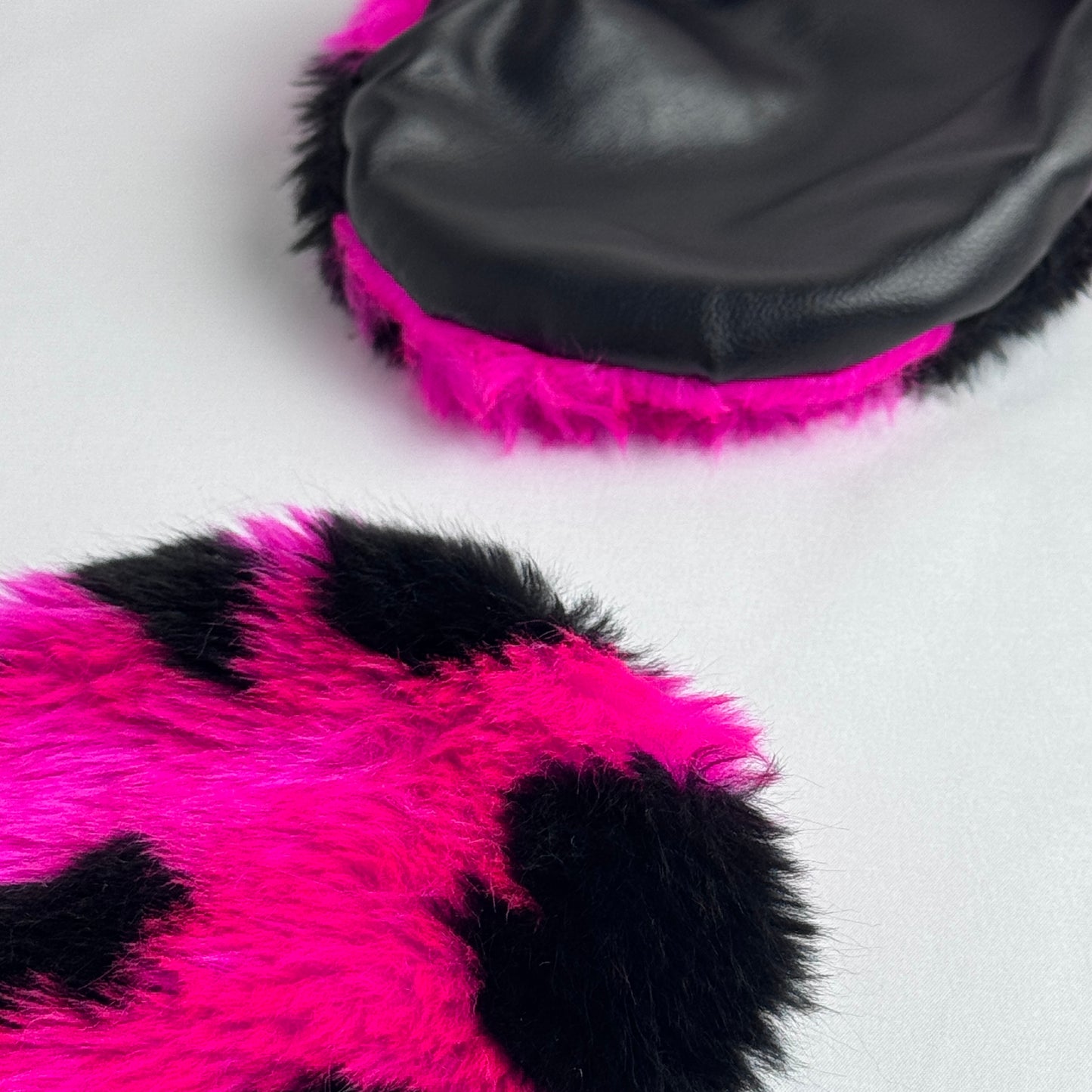 Helmet EARZ - Pink Dalmatian & Black Leather - Large